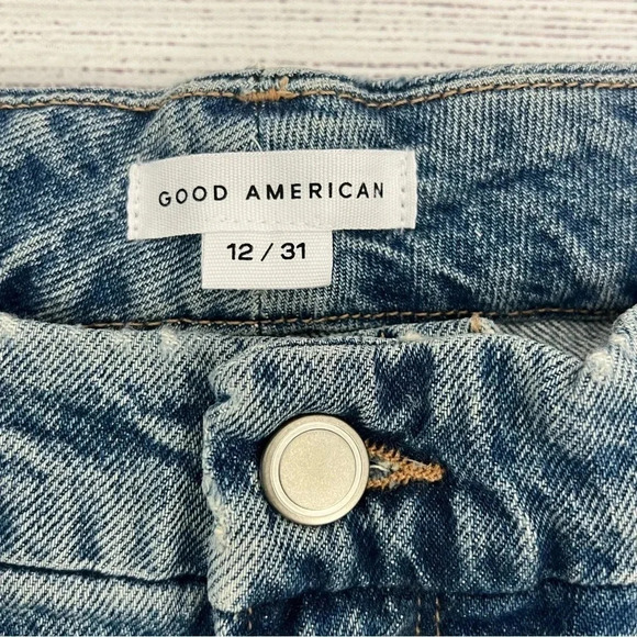 Good American Good Classic Distressed Straight Leg High Rise Jeans Size 12/31 - Picture 7 of 13